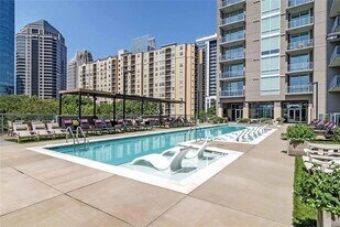 205 12th St NE, Unit 1 in Atlanta, GA - Building Photo