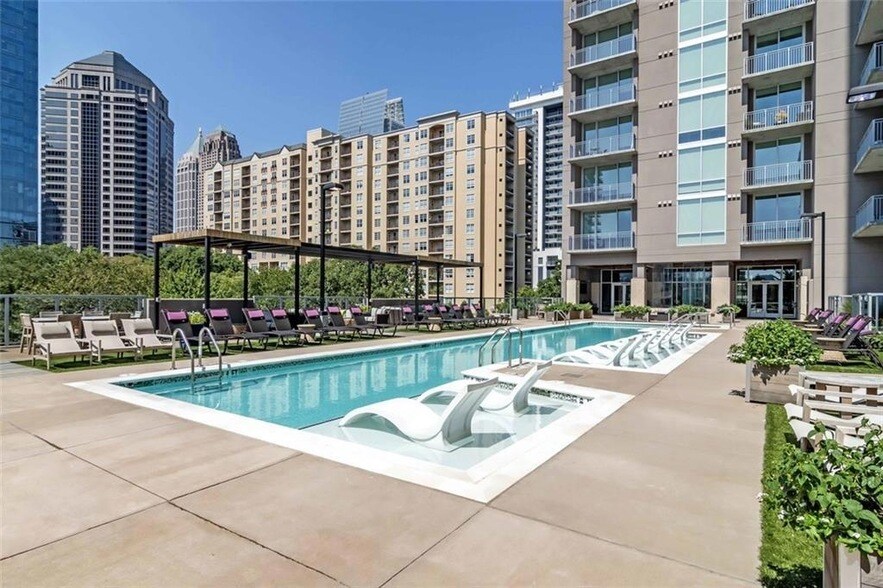 205 12th St NE, Unit 1 in Atlanta, GA - Building Photo