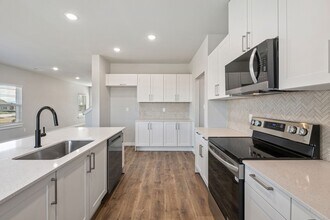 4027 Lecroy Ct in Midlothian, TX - Building Photo - Building Photo