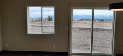 947 N Camas Ln in Kalispell, MT - Building Photo - Building Photo