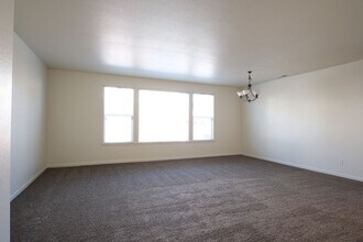 1603 Water Lily Ln in Ceres, CA - Building Photo - Building Photo