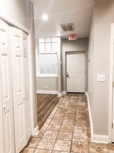 102 East Cedar St., Unit Apt.101 in Franklin, KY - Foto de edificio - Building Photo