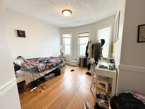 19 Bucknam St, Unit #3 in Boston, MA - Building Photo - Building Photo