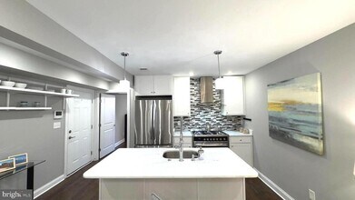 709 Jackson St NE in Washington, DC - Building Photo - Building Photo