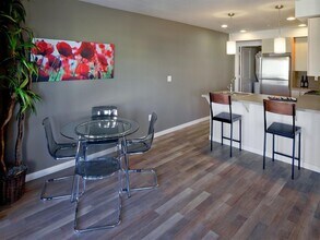 1607 Apartments in Portland, OR - Building Photo - Building Photo