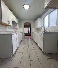 14027 S Mackinaw Ave in Chicago, IL - Building Photo - Building Photo