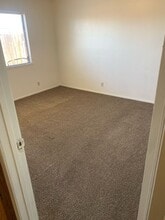 337 S Sunset St in Ridgecrest, CA - Building Photo - Building Photo