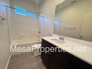 11784 Ginger St in Adelanto, CA - Building Photo - Building Photo