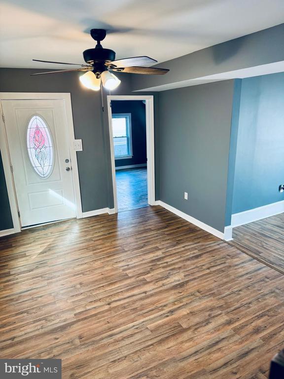 3392 N Main St in Toms Brook, VA - Building Photo - Building Photo