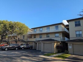 2100 Greenview Shores Blvd, Unit 510 in Wellington, FL - Building Photo