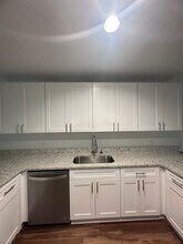 221 Charleston Dr in Enterprise, AL - Building Photo - Building Photo