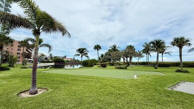 1630 N Ocean Blvd in Pompano Beach, FL - Foto de edificio - Building Photo