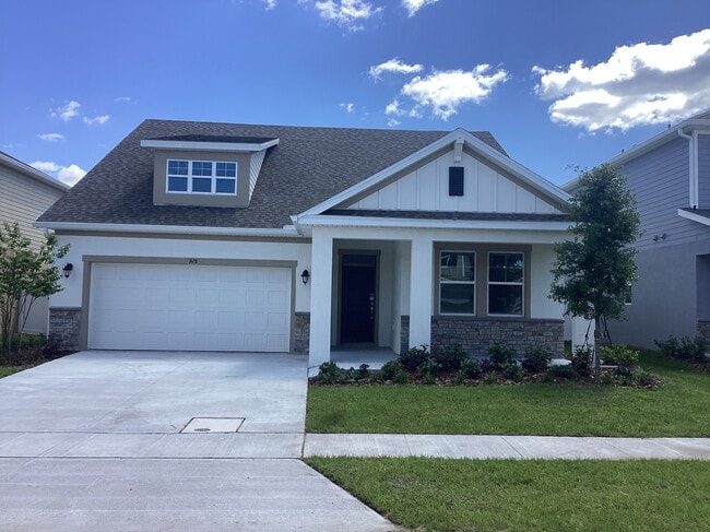 property at 915 Heavenly Dr