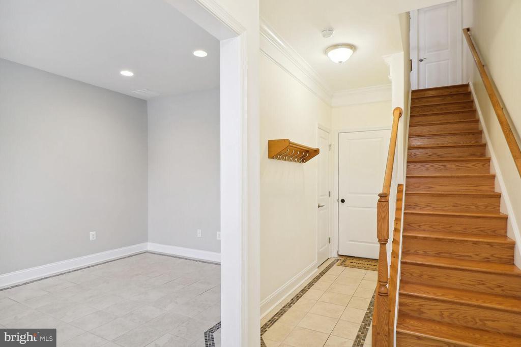 11 Gardenside Pl in Towson, MD - Building Photo