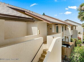 2175 Golf Isle Dr in Melbourne, FL - Building Photo - Building Photo