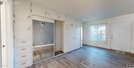 7001 Orange Ave in Long Beach, CA - Foto de edificio - Interior Photo