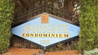 2825 Ne Expressway Unit O2 in Atlanta, GA - Building Photo