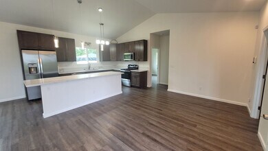 16-1840-1840 34th Ave in Keaau, HI - Building Photo - Building Photo