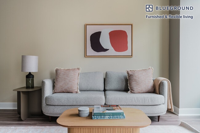 4800 Auburn Ave in Bethesda, MD - Building Photo - Building Photo