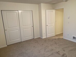 141 E Rio Vista Ave-Unit -141 in Burlington, WA - Building Photo - Building Photo