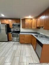 234 Lexington St in Boston, MA - Building Photo - Building Photo