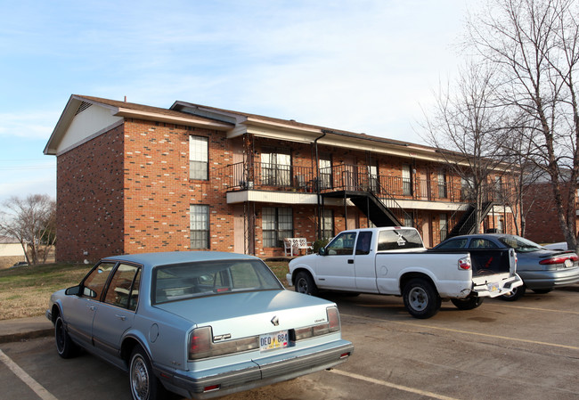 Horn Lake Villa Apartments in Horn Lake, MS - Foto de edificio - Building Photo