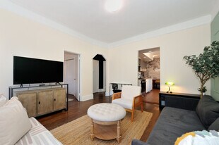 708 9th Ave, Unit SI ID1323923P in New York, NY - Building Photo