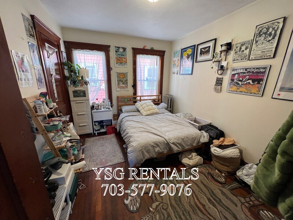 36 Adrian St in Somerville, MA - Building Photo