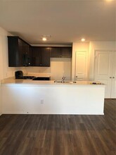 5735 Barbaro Dr in Heartland, TX - Building Photo - Building Photo