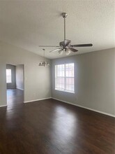 421 Sims Dr in Cedar Hill, TX - Building Photo - Building Photo