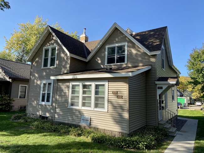 property at 1631 Winnebago St