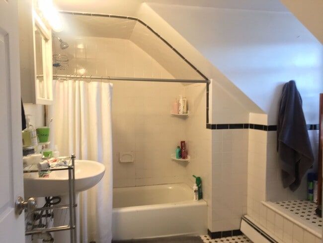 70 Chester St in Boston, MA - Building Photo - Building Photo