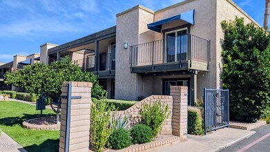 2228 E Campbell Ave in Phoenix, AZ - Building Photo - Building Photo