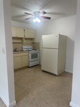 1930 Palm Ave-Unit -1 in Hialeah, FL - Building Photo - Building Photo