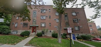 54 Alton Pl, Unit 1 in Brookline, MA - Building Photo