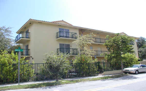 3090 Bird Ave in Coconut Grove, FL - Building Photo