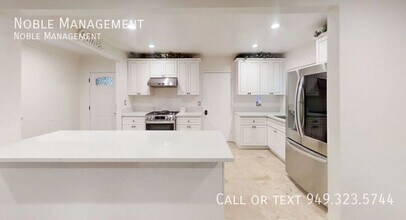 1454 W Houston Ave in Fullerton, CA - Building Photo - Building Photo