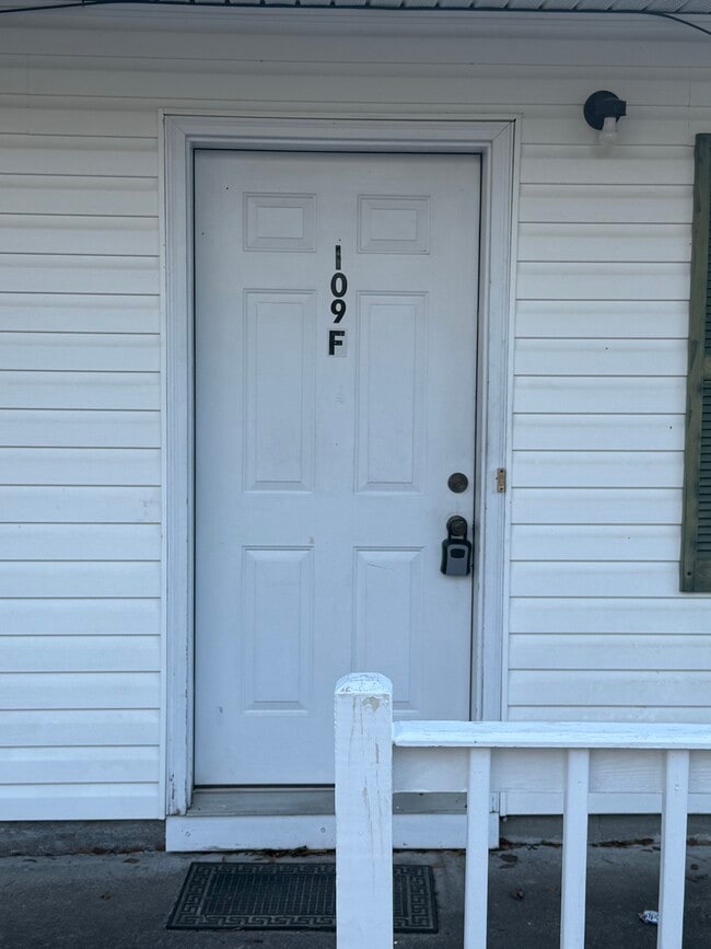 109 Lacey St, Unit 109 Lacey in Bamberg, SC - Building Photo - Building Photo
