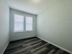 470 Avenue A in Bayonne, NJ - Building Photo - Building Photo