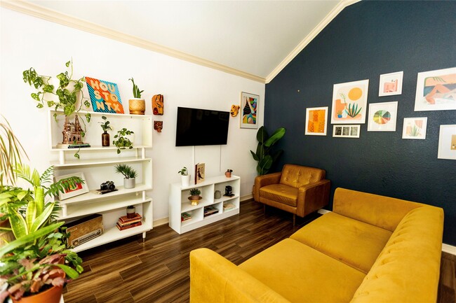 property at 3205 Rosalie St