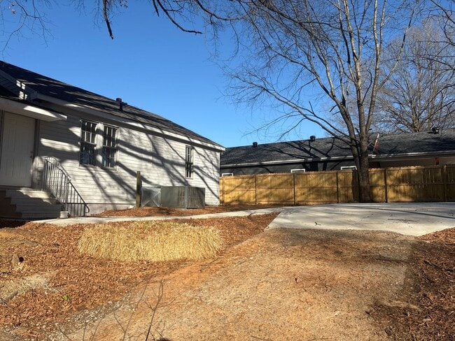 830 Lambuth Blvd in Jackson, TN - Building Photo - Building Photo