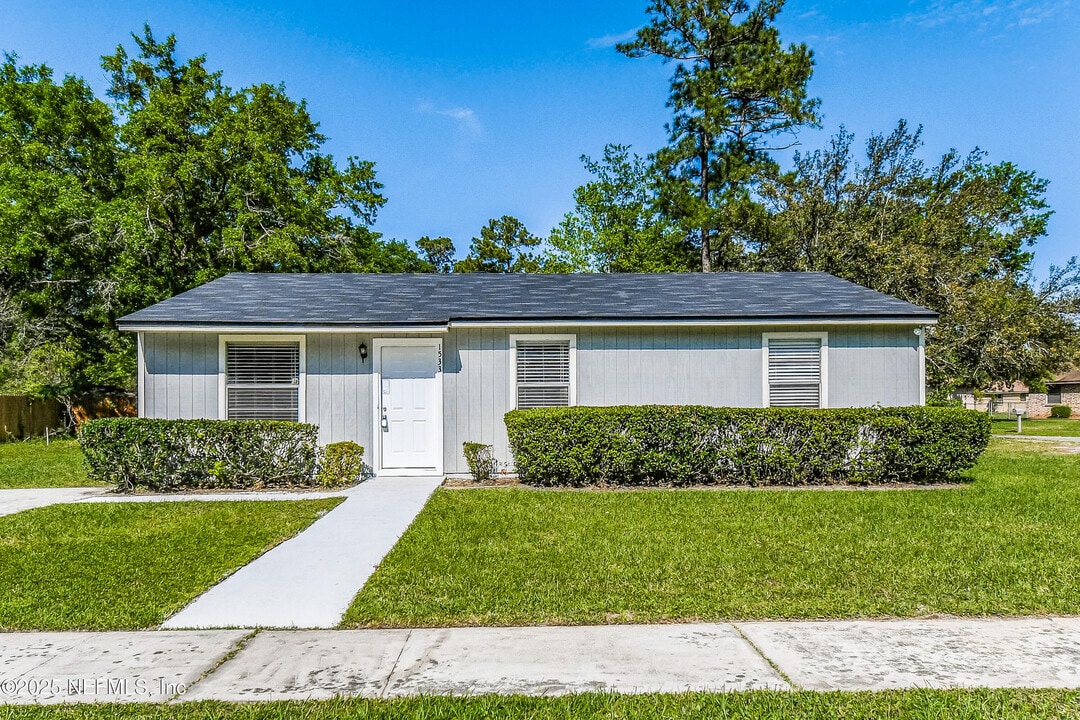 1533 Raven Dr S in Jacksonville, FL - Building Photo