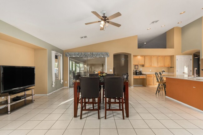 8440 W Alex Ave in Peoria, AZ - Building Photo - Building Photo