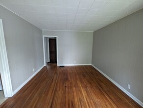 1817 E Lakeview Ave in Columbus, OH - Building Photo - Building Photo