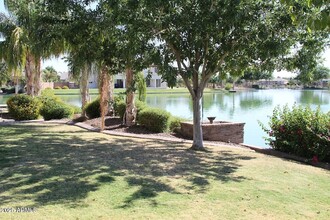 4320 S Fresno St in Chandler, AZ - Foto de edificio - Building Photo