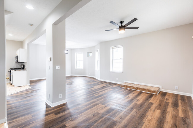 property at 926 Summit Ave