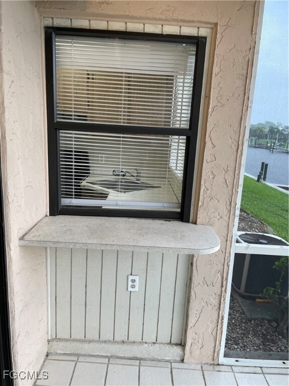 property at 3905 Del Prado Blvd S