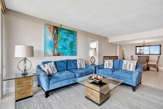 1300 Jimmy Buffett Mem Hwy in Jupiter, FL - Building Photo - Building Photo