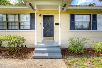 5424 Oliver St N in Jacksonville, FL - Building Photo - Building Photo