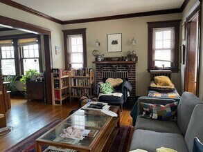 37 Brington Rd in Brookline, MA - Building Photo - Building Photo